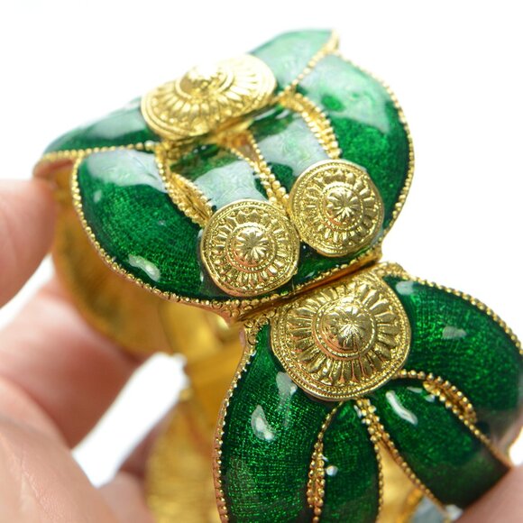 Vintage Kenneth Jay Lane KJL Green Enamel & Gold-tone Bracelet - Picture 3 of 10